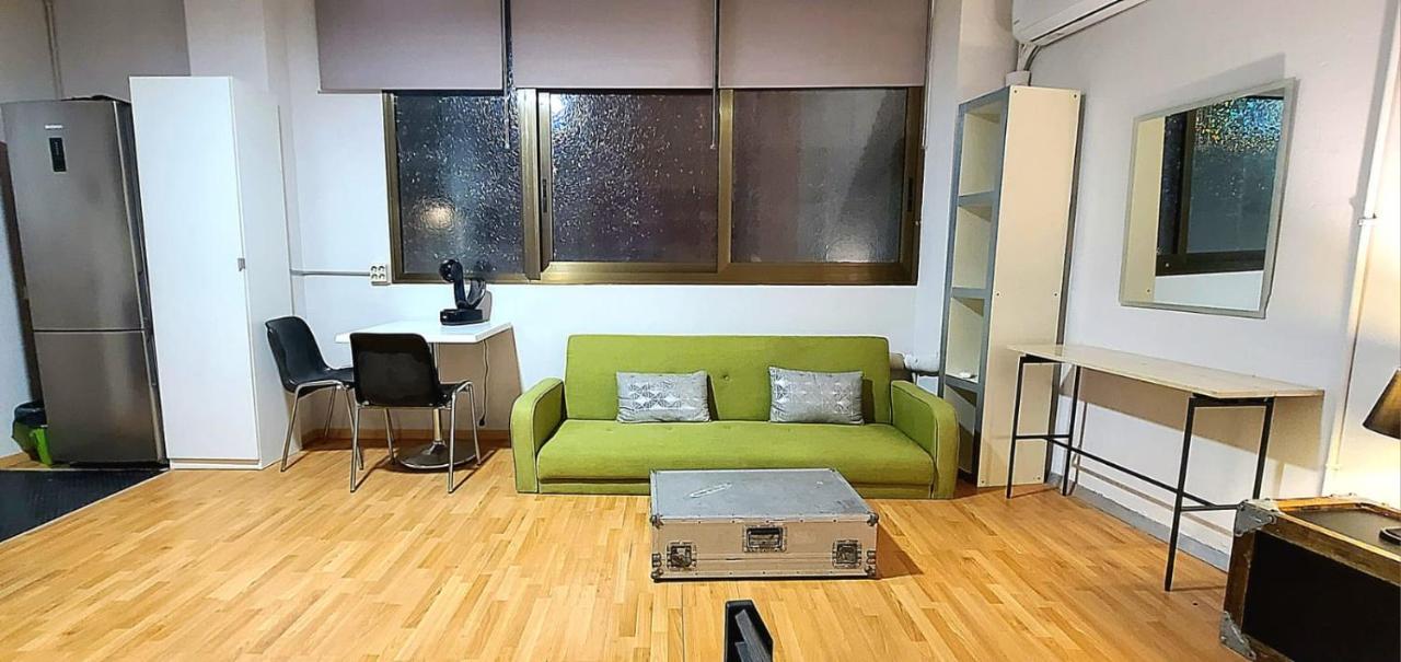 Great Sleep Loft Apartment Barcelona Luaran gambar